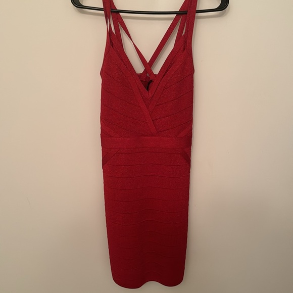 BEAUTIFUL SPARKLY bandage GUESS Dress❤️🔥❤️🔥❤️🔥 - Picture 2 of 9